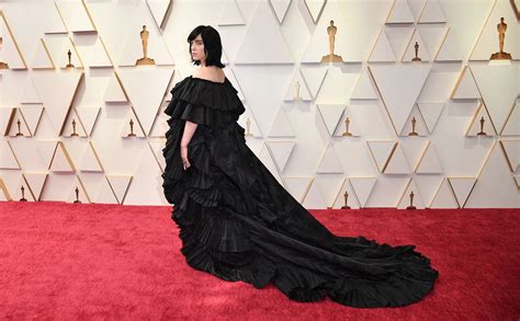 billie eilish pregnant oscars